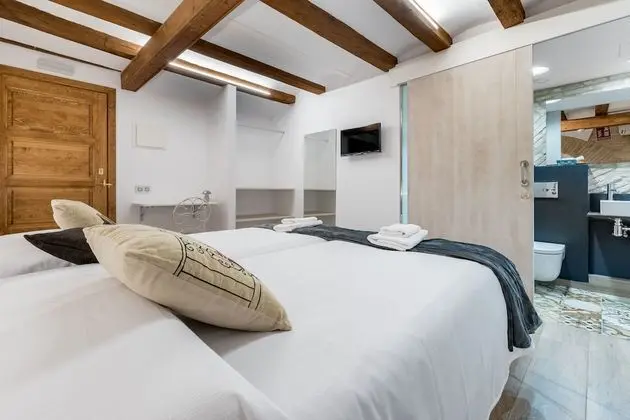 İki Ayrı Yataklı Oda, Avlu Manzaralı (3)