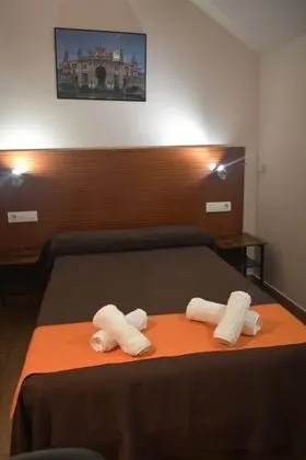 Tek Büyük veya İki Ayrı Yataklı Oda