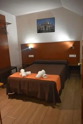 Tek Büyük veya İki Ayrı Yataklı Oda