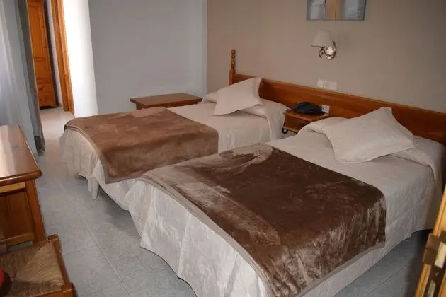 Tek Büyük veya İki Ayrı Yataklı Oda