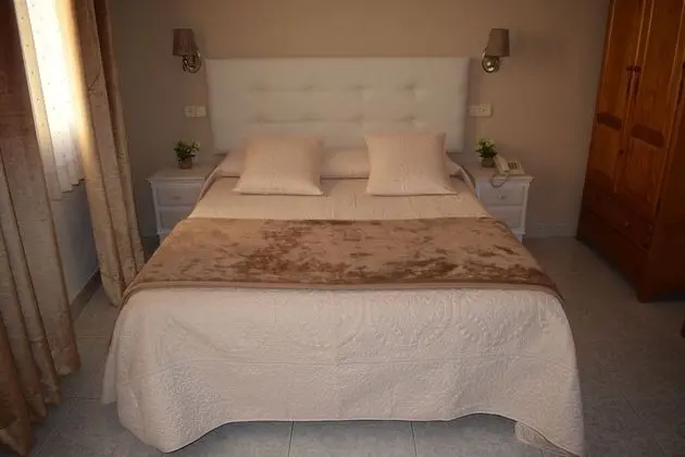 Tek Büyük veya İki Ayrı Yataklı Oda