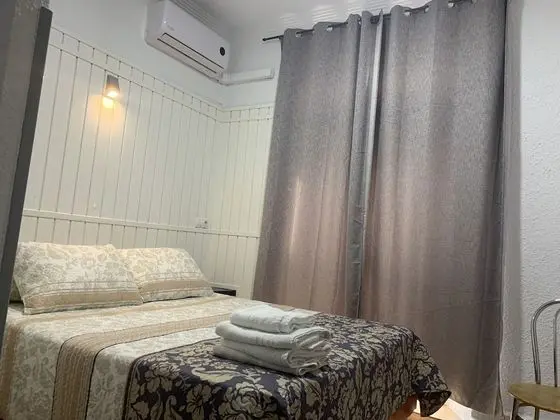 Tek Büyük Yataklı Oda