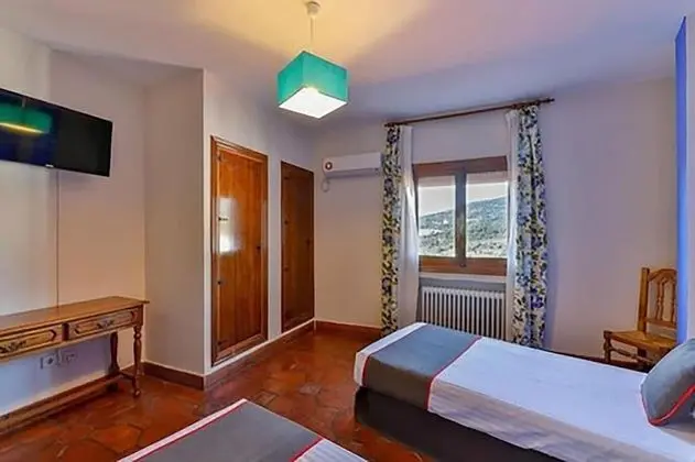 Basic İki Ayrı Yataklı Oda