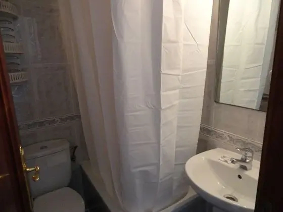 Üç Kişilik Oda, Özel Banyo