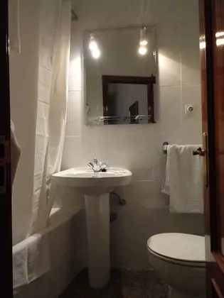 Üç Kişilik Oda, Özel Banyo