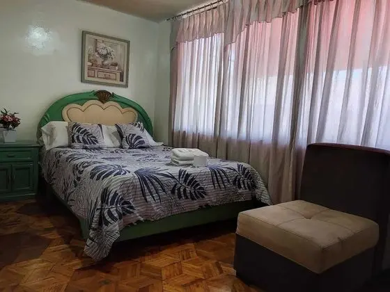 Basic Büyük Yataklı Tek Kişilik Oda, 1 Çift Kişilik Yatak, Banyolu/Duşlu, Şehir Manzaralı