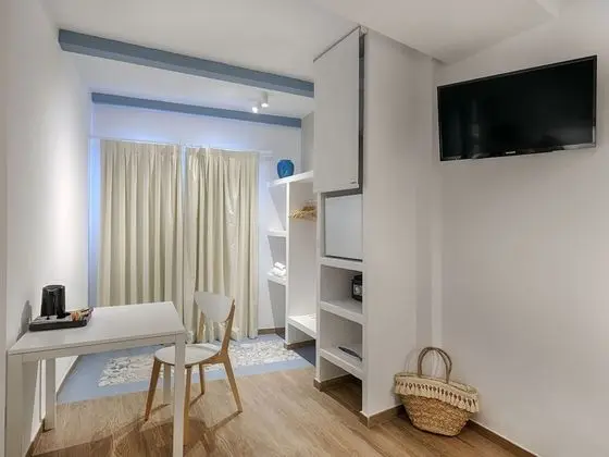 Standard Tek Büyük Yataklı Oda