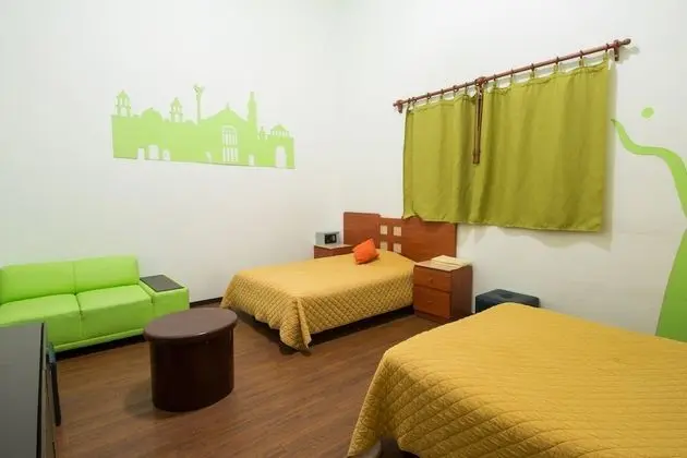 Standard Tek Büyük Yataklı Oda, 2 Büyük (Queen) Boy Yatak, Ortak Banyo
