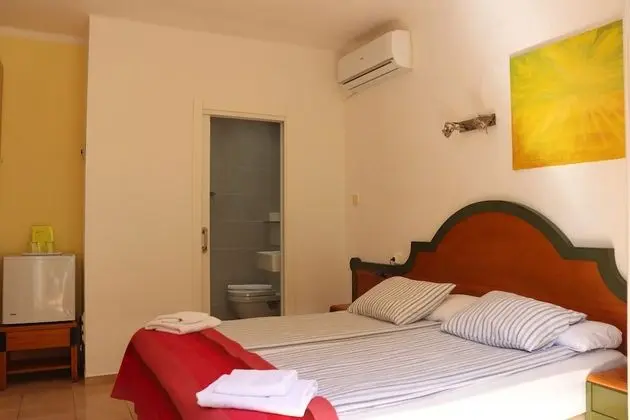 Tek Büyük Yataklı Oda