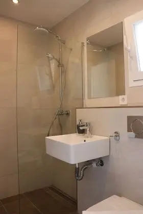 Tek Büyük Yataklı Oda, Teras