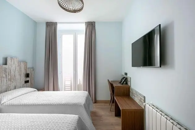 Tek Büyük veya İki Ayrı Yataklı Oda