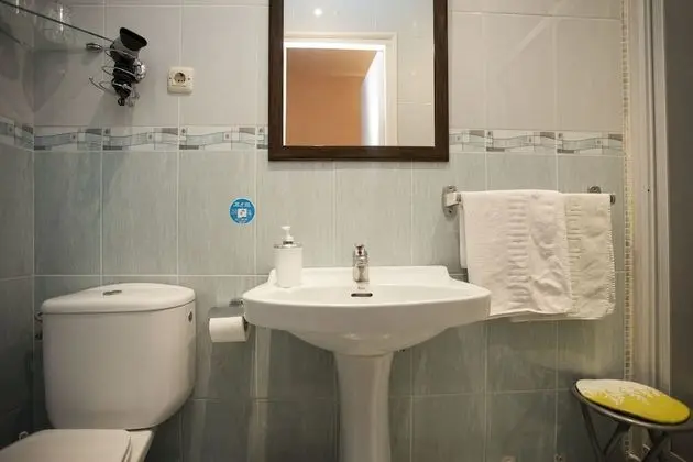 Üç Kişilik Oda, Özel Banyo