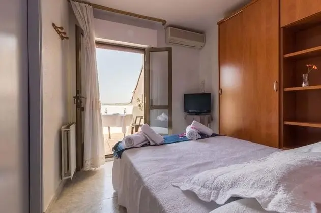 Tek Büyük veya İki Ayrı Yataklı Oda