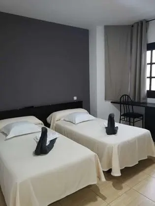 Tek Büyük Yataklı Oda, 1 Çift Kişilik Yatak