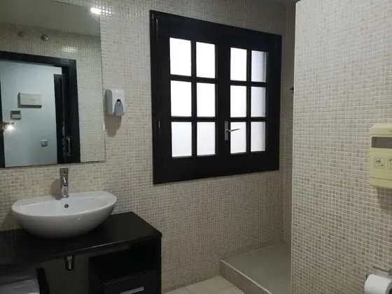 Üç Kişilik Oda, 3 Tek Kişilik Yatak