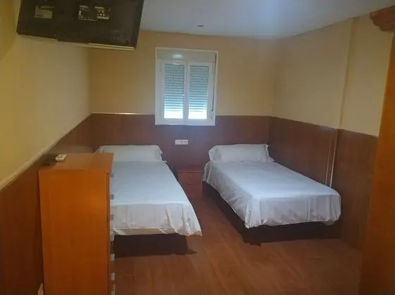 Economy Tek Büyük Yataklı Oda, Özel Banyo (1)