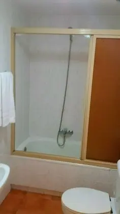 Büyük Yataklı Tek Kişilik Oda, Özel Banyo
