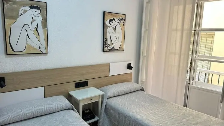 İki Ayrı Yataklı Oda