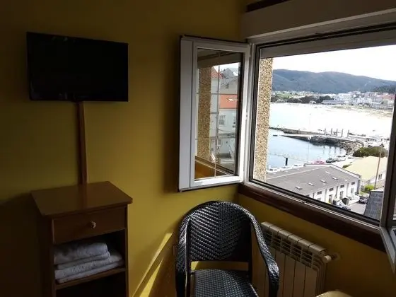 Deluxe Tek Büyük Yataklı Oda, Kısmi Deniz Manzarası