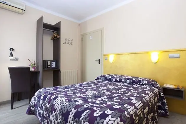 Tek Büyük Yataklı Oda