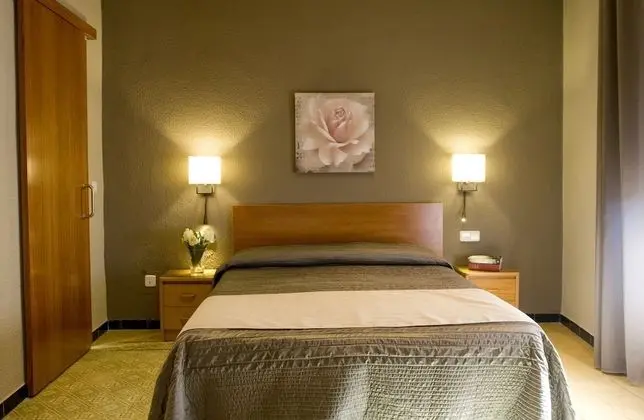 Tek Büyük veya İki Ayrı Yataklı Oda