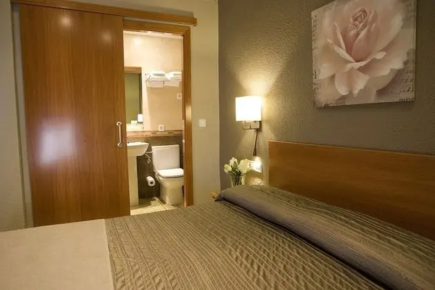 Tek Büyük veya İki Ayrı Yataklı Oda