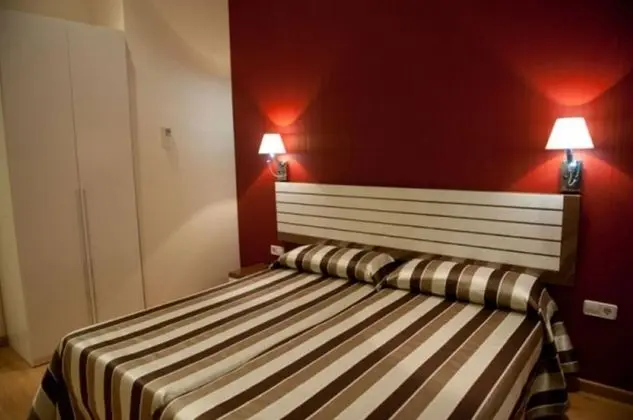 Üç Kişilik Oda, Ortak Banyo