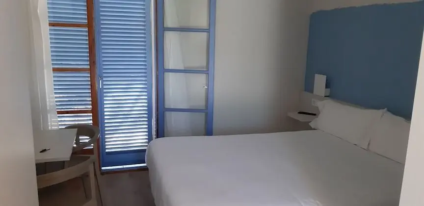 Tek Büyük Yataklı Oda, Balkon