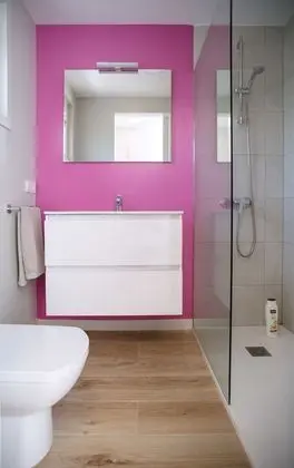 Tek Büyük Yataklı Oda, Balkon