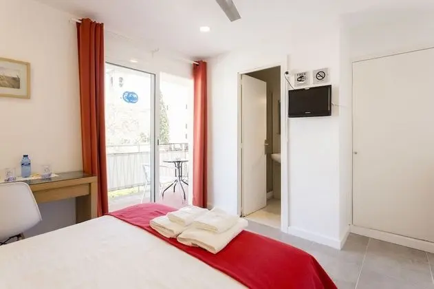 Tek Büyük Yataklı Oda, Balkon