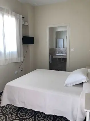 Standard Tek Büyük Yataklı Oda