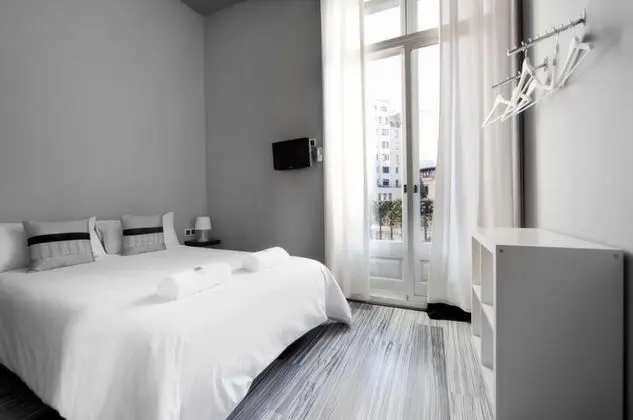 Tek Büyük Yataklı Oda, Balkon