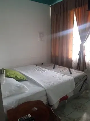 Tek Büyük veya İki Ayrı Yataklı Oda, Sigara İçilmez, Bahçe Manzaralı
