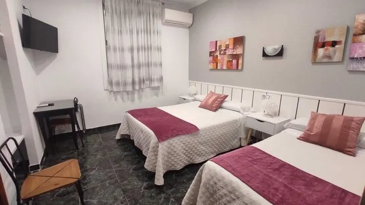 Standard Tek Büyük Yataklı Oda (With extra bed )
