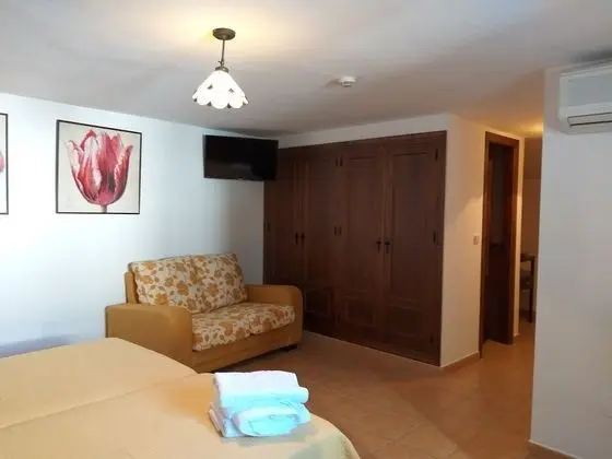 Family Üç Kişilik Oda