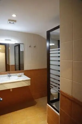 Tek Büyük Yataklı Oda, 1 Büyük (Queen) Boy Yatak