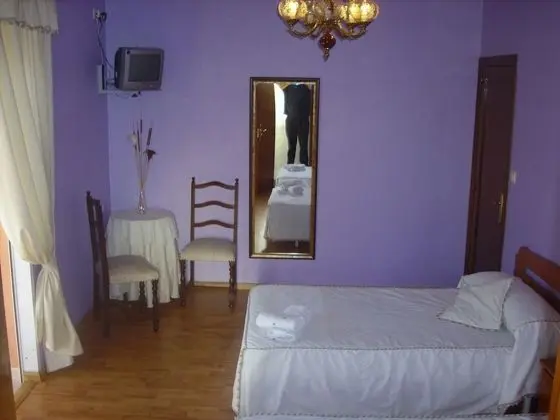 Tek Büyük Yataklı Oda, Dağ Manzaralı
