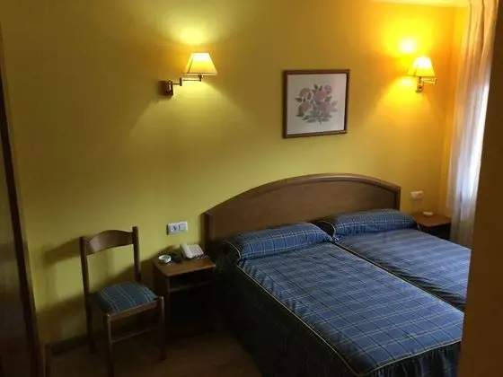 Tek Büyük veya İki Ayrı Yataklı Oda