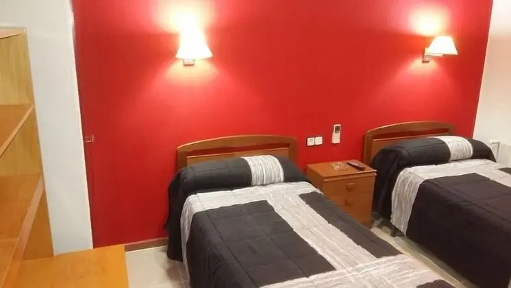 Tek Büyük veya İki Ayrı Yataklı Oda, Sigara İçilmez