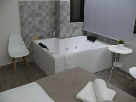 Süit, Özel Banyo (Suite jacuzzi)