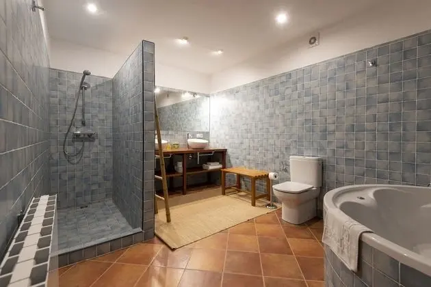 Deluxe Tek Büyük Yataklı Oda (Farigola)