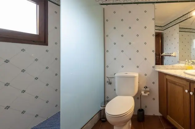 İki Ayrı Yataklı Oda (Romani)