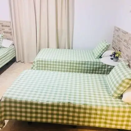 Üç Kişilik Oda
