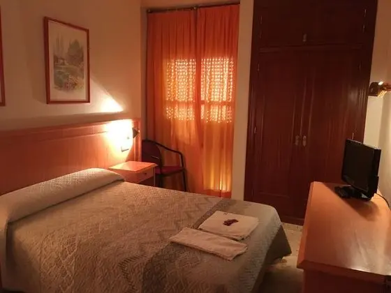 Tek Büyük veya İki Ayrı Yataklı Oda