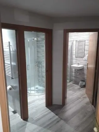 Ortak Ranzalı Oda, Ortak Banyo (1 bed in 10 Bed Dorm)