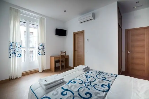 Tek Büyük veya İki Ayrı Yataklı Oda