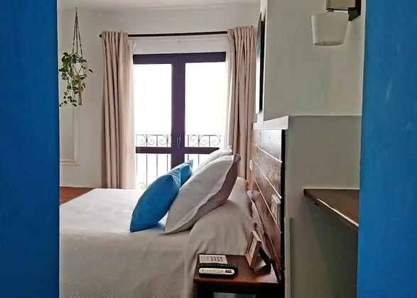 Tek Büyük veya İki Ayrı Yataklı Oda, 1 Çift Kişilik veya 2 Tek Kişilik Yatak, Deniz Manzaralı (7)