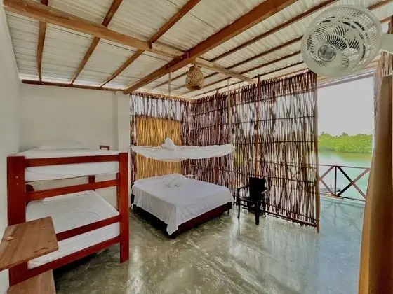 Basic Dört Kişilik Oda