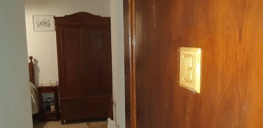 Tek Büyük Yataklı Oda, Ortak Banyo