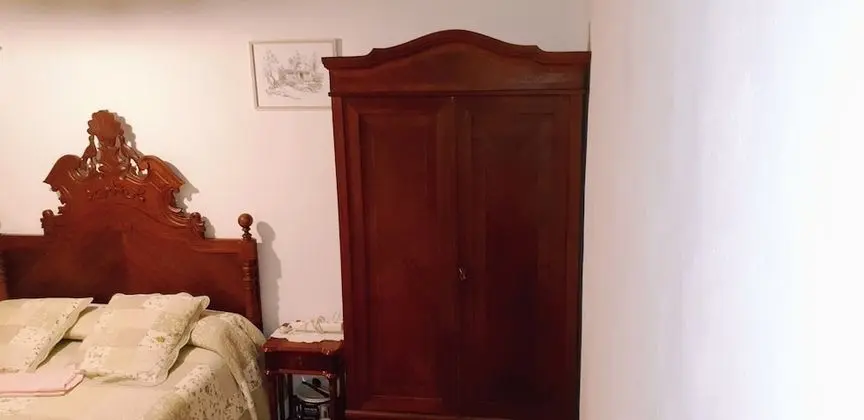 Tek Büyük Yataklı Oda, Ortak Banyo